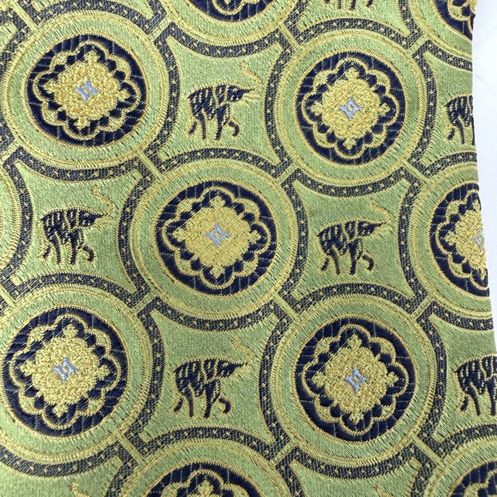 Digiovanni Brothers Necktie Mens Elephant Medallion‎ Silk Green Preppy Animal - Picture 4 of 5